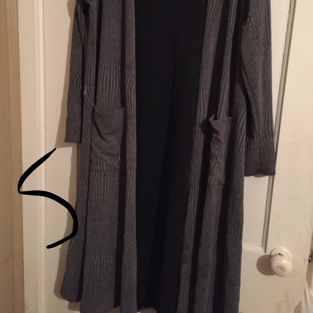 Small Sarah - Picture 2 of 2